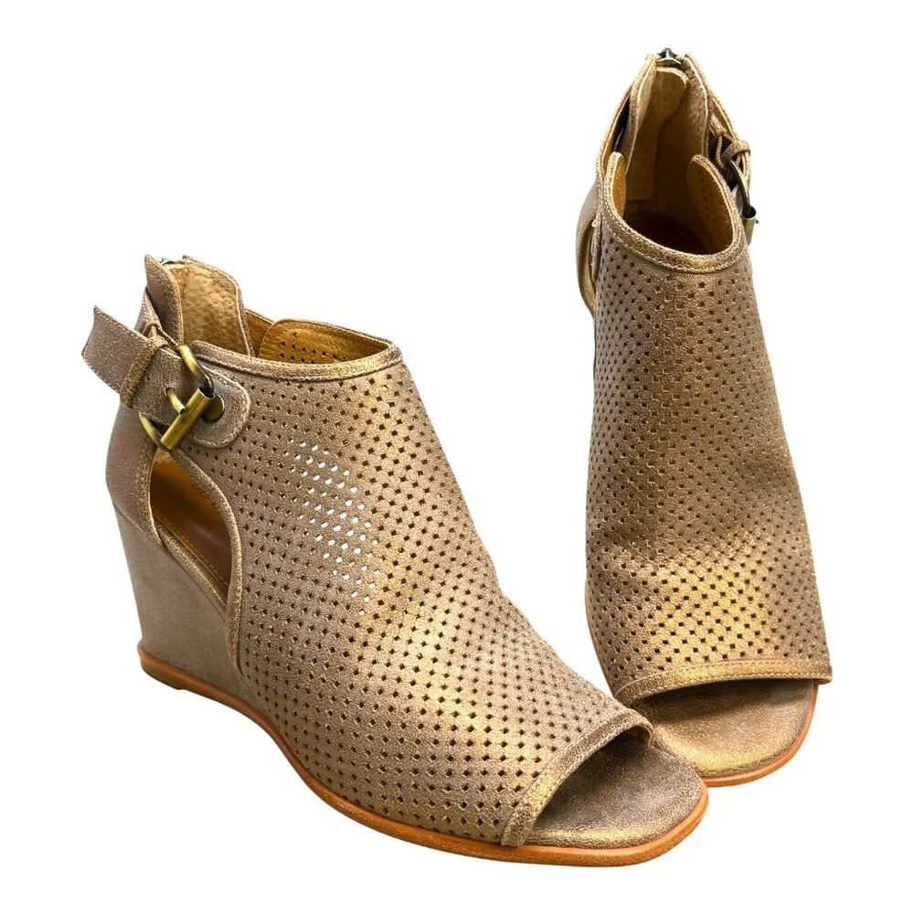 Donald‎ Pliner Lottie Bronze Perforated Open Toe Wedge Heel